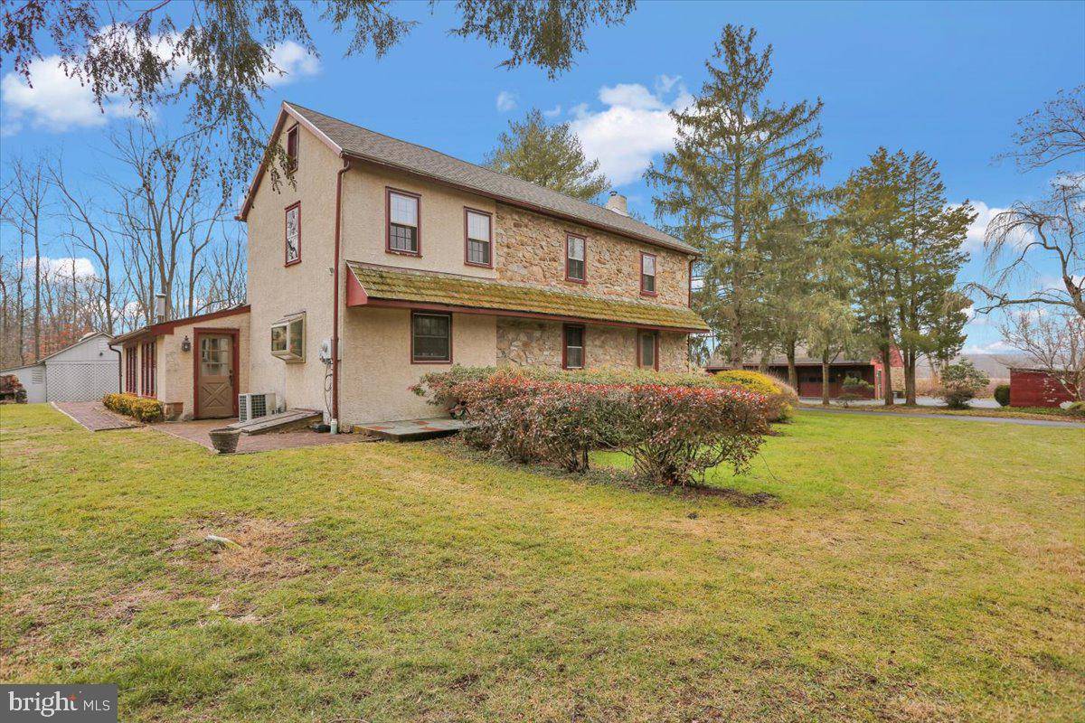 Oley, PA 19547,152 TOLLHOUSE RD