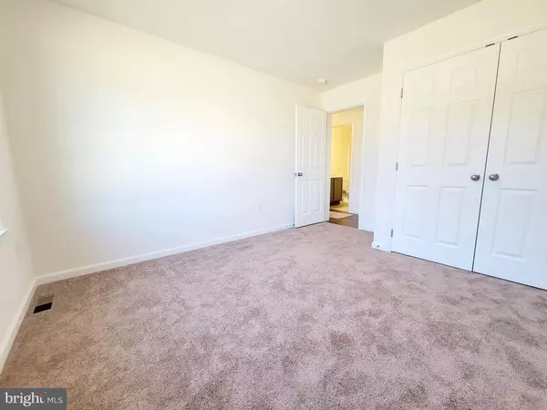 65 HARTLY RD Hartly, DE 19953