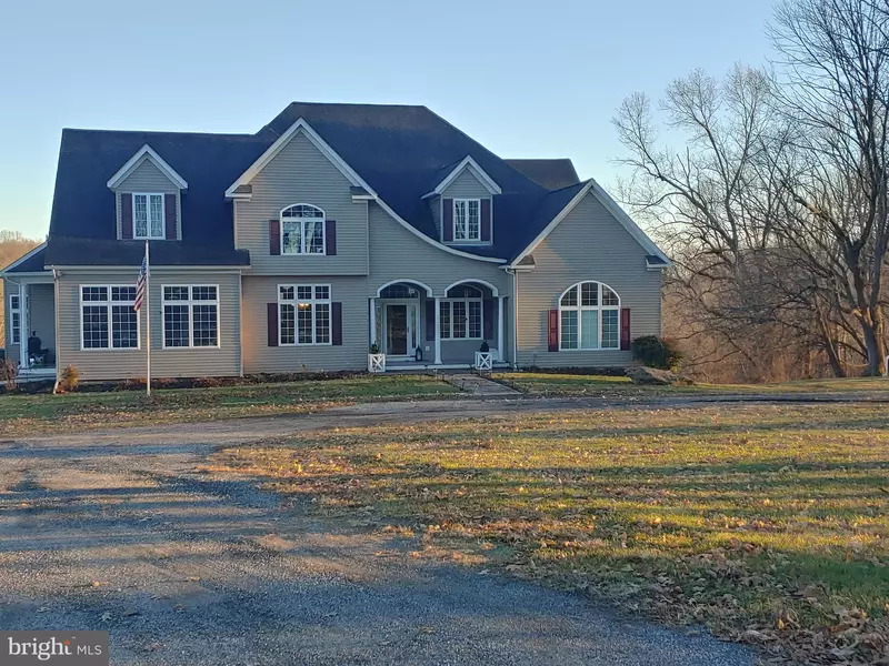 2513 FAIRMOUNT RD, Hampstead, MD 21074