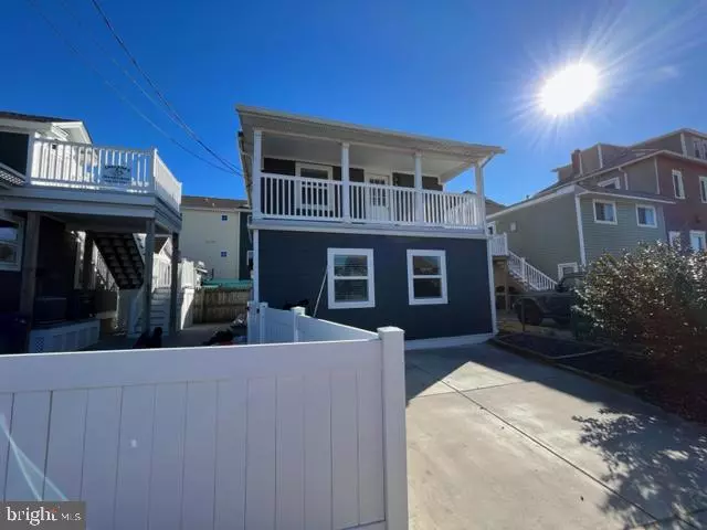 100 E POPLAR AVE #4, Wildwood, NJ 08260