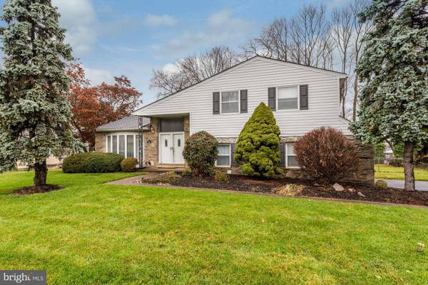 893 CARDINAL LN, Huntingdon Valley, PA 19006