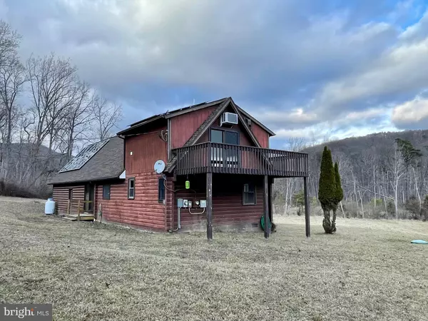 Berkeley Springs, WV 25411,139 IROQUOIS TRL