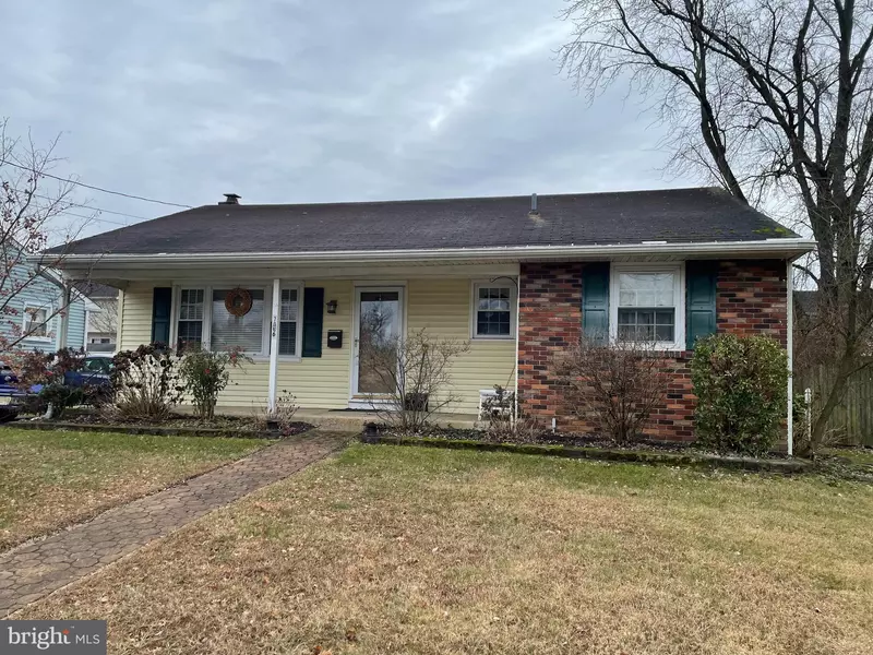 706 GRANT AVE, Magnolia, NJ 08049