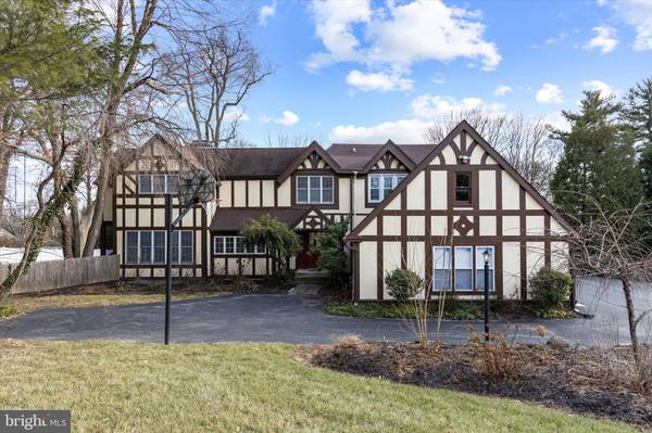 400 BALLYTORE CIR, Wynnewood, PA 19096