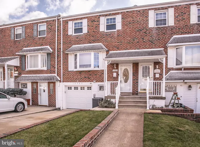 10909 HEFLIN RD, Philadelphia, PA 19154