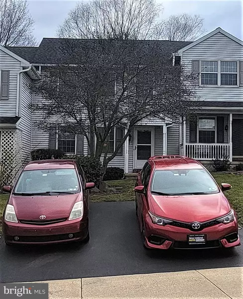4 PARKVIEW DR, Reinholds, PA 17569