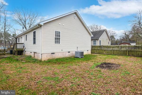 Colonial Beach, VA 22443,309 6TH ST