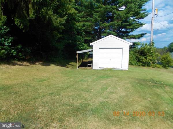 Grassflat, PA 16839,319 COOPER AVE