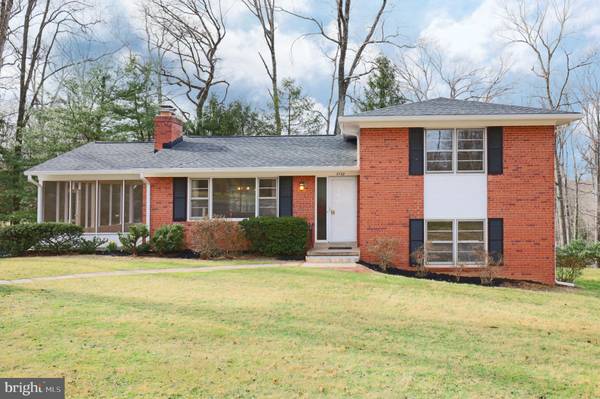 3732 SE MORNINGSIDE DR, Fairfax, VA 22031