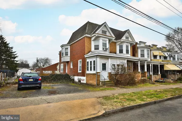 510 BUTTONWOOD ST, Norristown, PA 19401