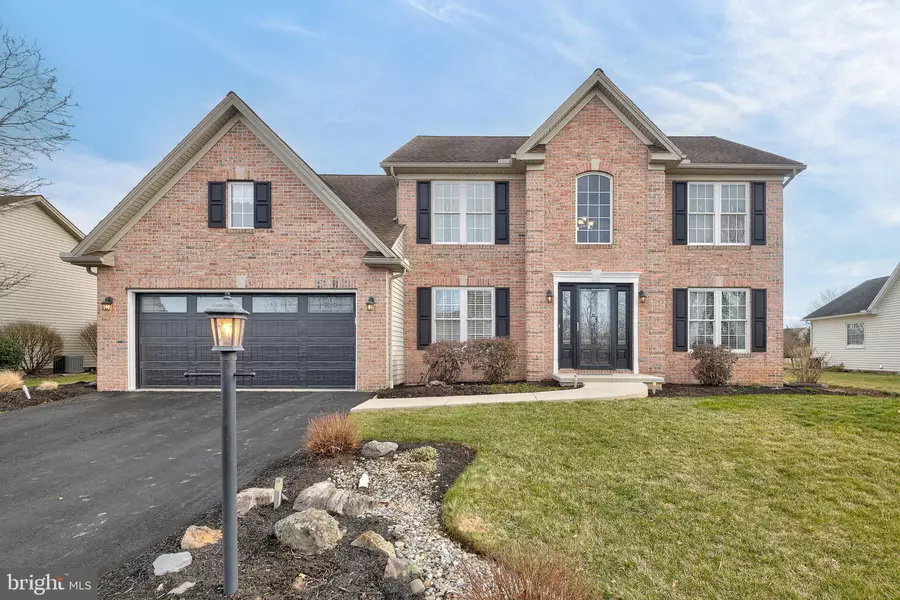 2182 MERRIMAC AVE, Mechanicsburg, PA 17055