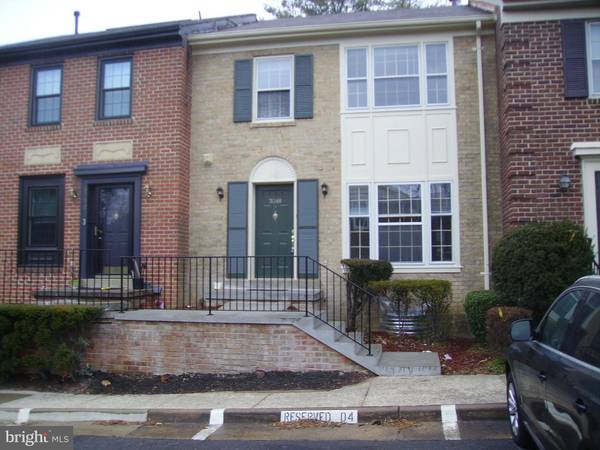 3048 FEDERAL HILL DR, Falls Church, VA 22044