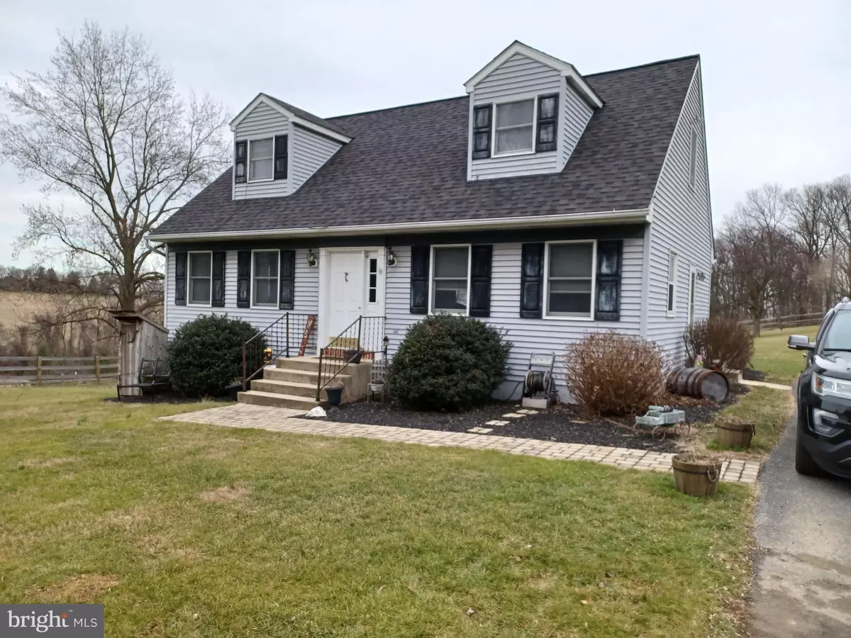 Pequea, PA 17565,419 RED HILL RD