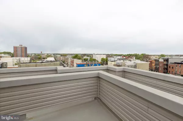 Philadelphia, PA 19121,2118 W OXFORD ST