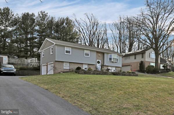 Ephrata, PA 17522,151 VALLEY VIEW DR