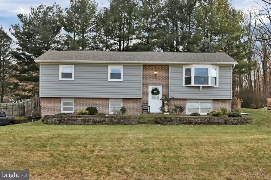 151 VALLEY VIEW DR, Ephrata, PA 17522