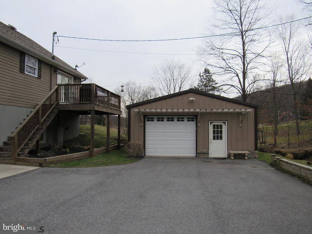 Claysburg, PA 16625,789 BUTTERMILK HOLLOW RD