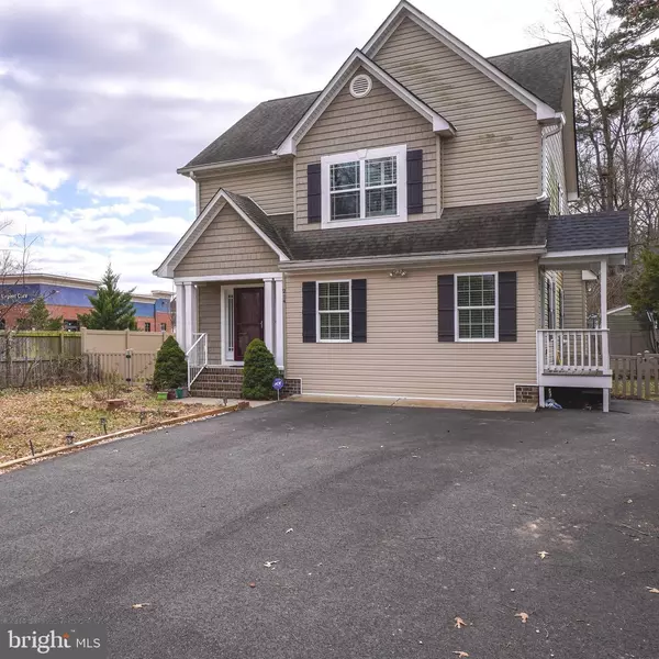 214 RANDOLPH CIR, Ashland, VA 23005