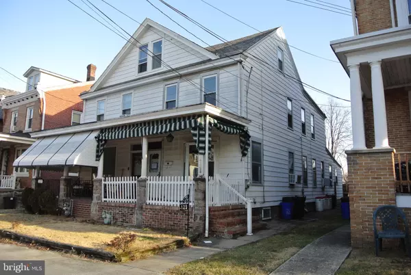 125 JEFFERSON AVE, Bristol, PA 19007