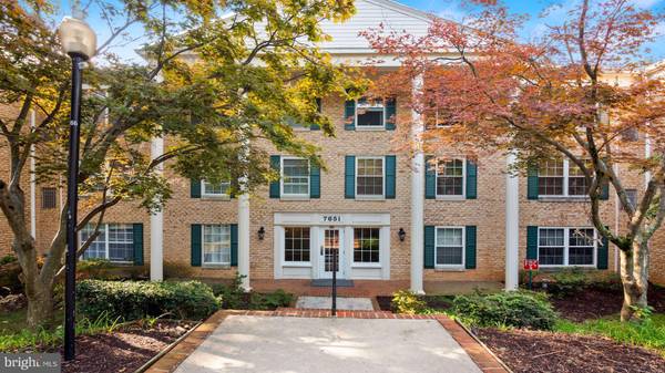 7651 TREMAYNE PL #213, Mclean, VA 22102