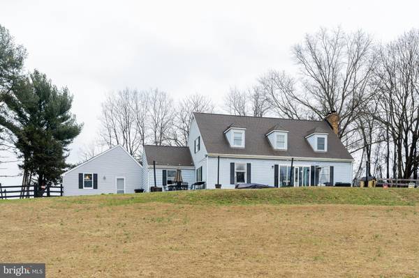 18 E BROOK KNOLL RD, Elkton, MD 21921