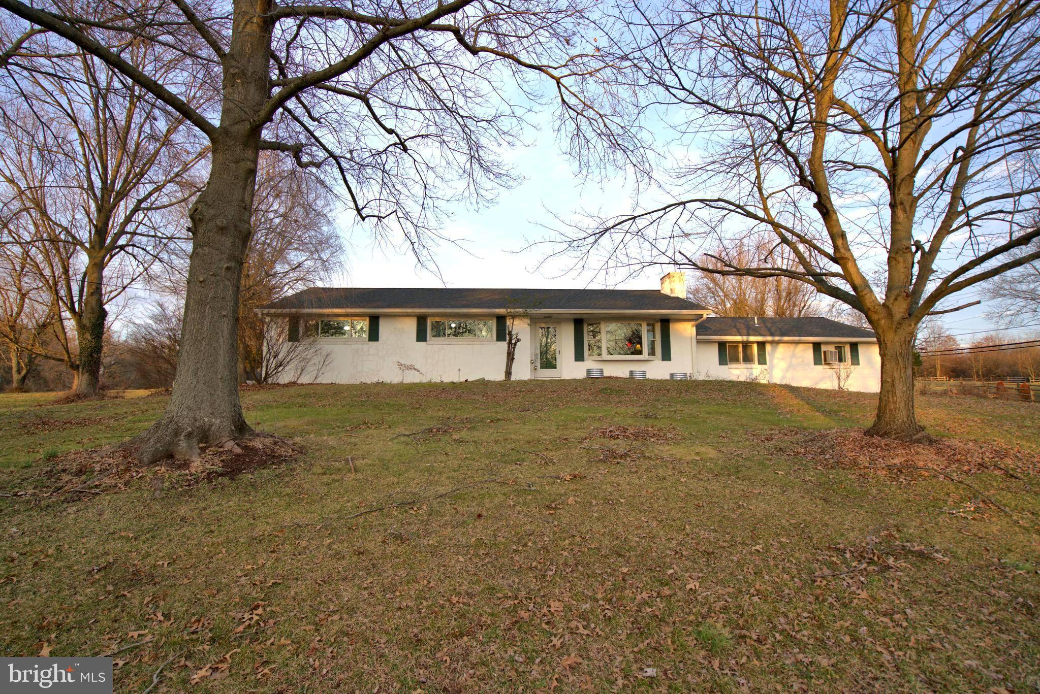 1905 DETWILER RD, Harleysville, PA 19438