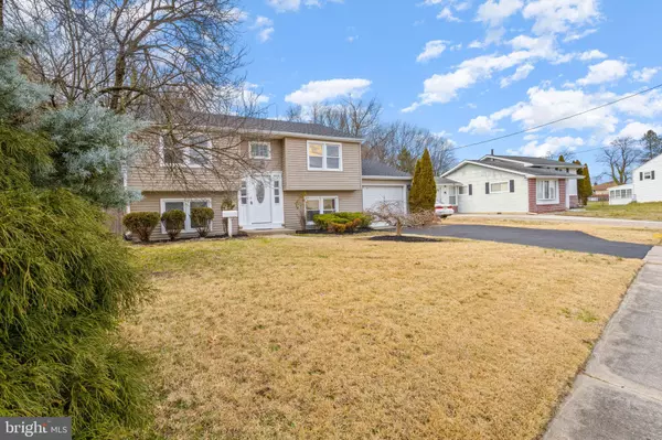 Burlington, NJ 08016,29 CYNWYD DR