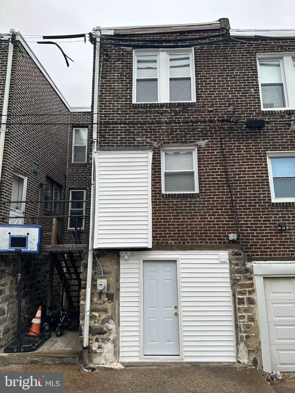 Philadelphia, PA 19120,4568 G ST