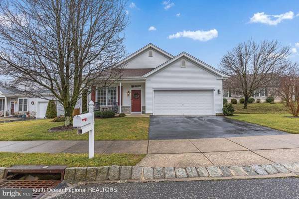 5 OSPREY PL, Barnegat, NJ 08005