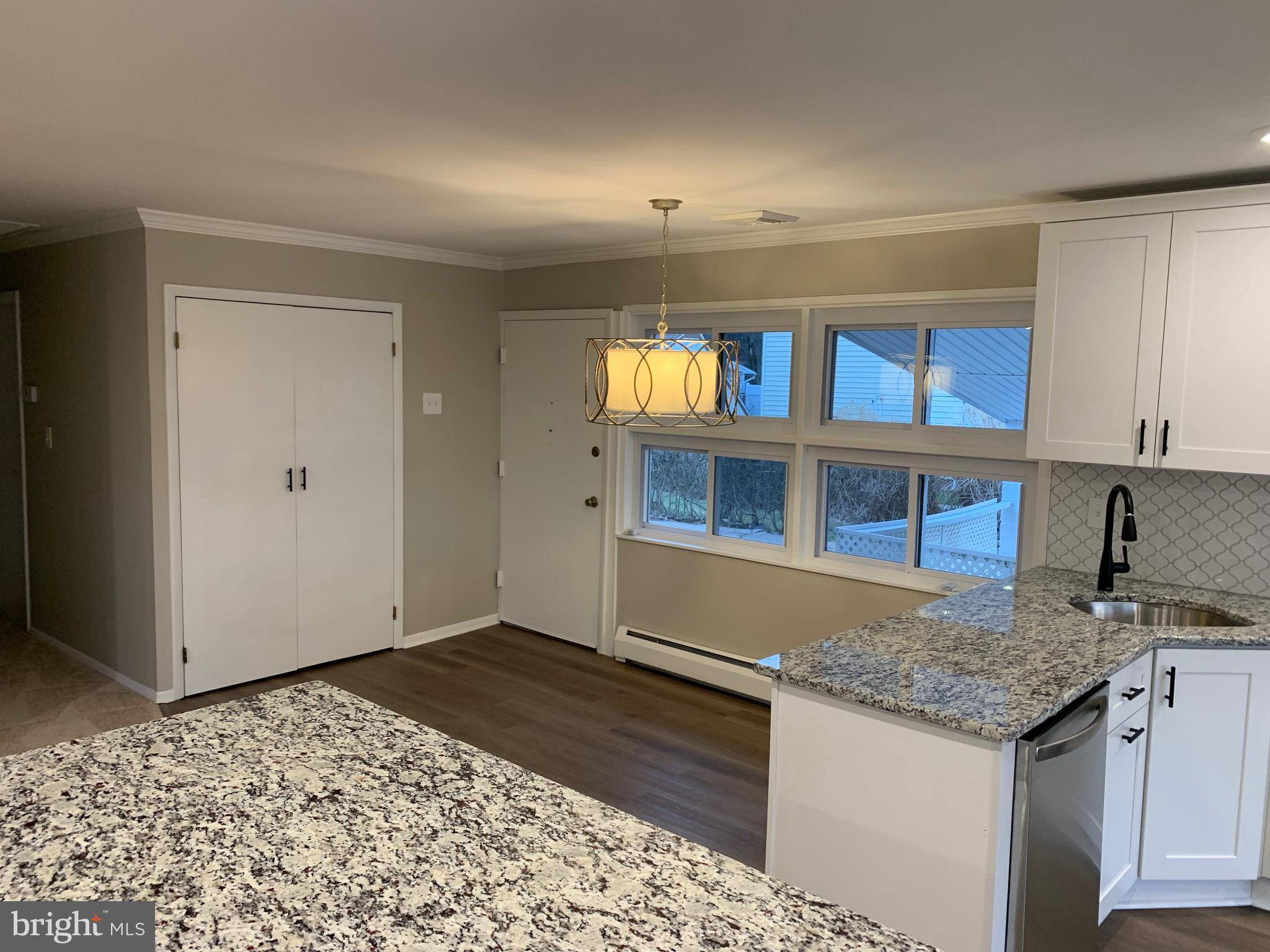 Levittown, PA 19055,6 SPRING LN