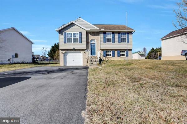 3781 MOUNTAIN SHADOW CIRCLE, Fayetteville, PA 17222