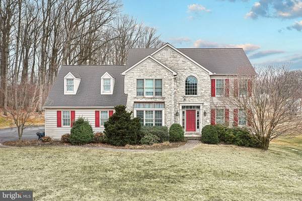 740 WINDRUSH DR, Dallastown, PA 17313