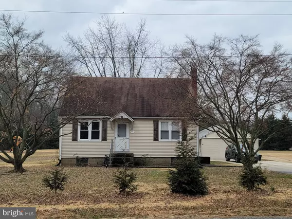 Gibbstown, NJ 08027,405 TOMLIN STATION RD