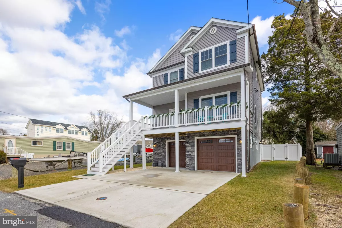 Tuckerton, NJ 08087,125 WATER ST