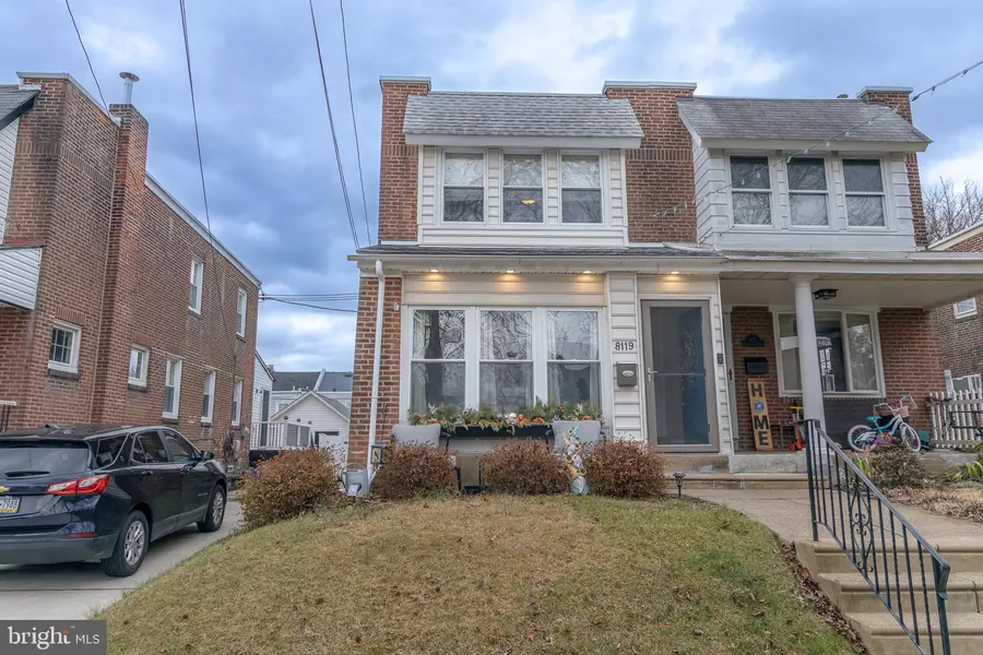 8119 BURHOLME AVE, Philadelphia, PA 19111