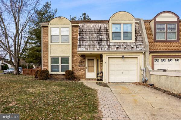 33 JACAMAR DR, Voorhees, NJ 08043