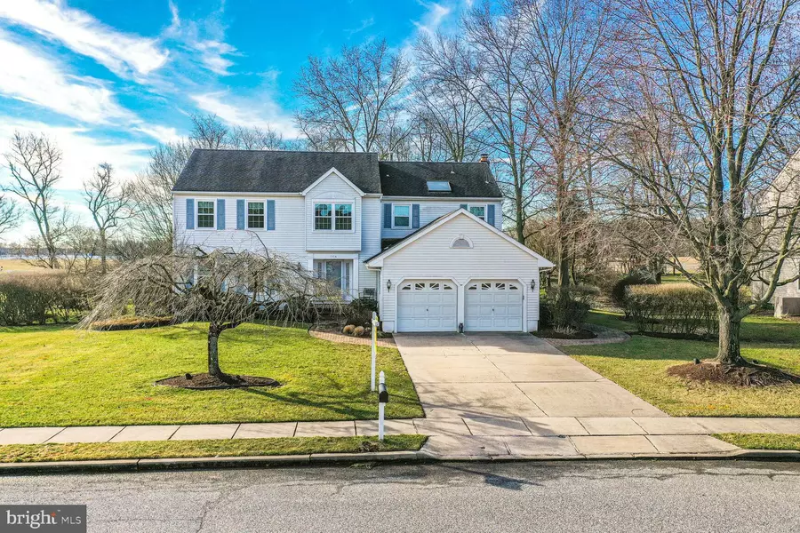 10 BERNWOOD RD, Hainesport, NJ 08036