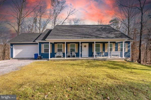 208 GUNPOWDER LN, Inwood, WV 25428