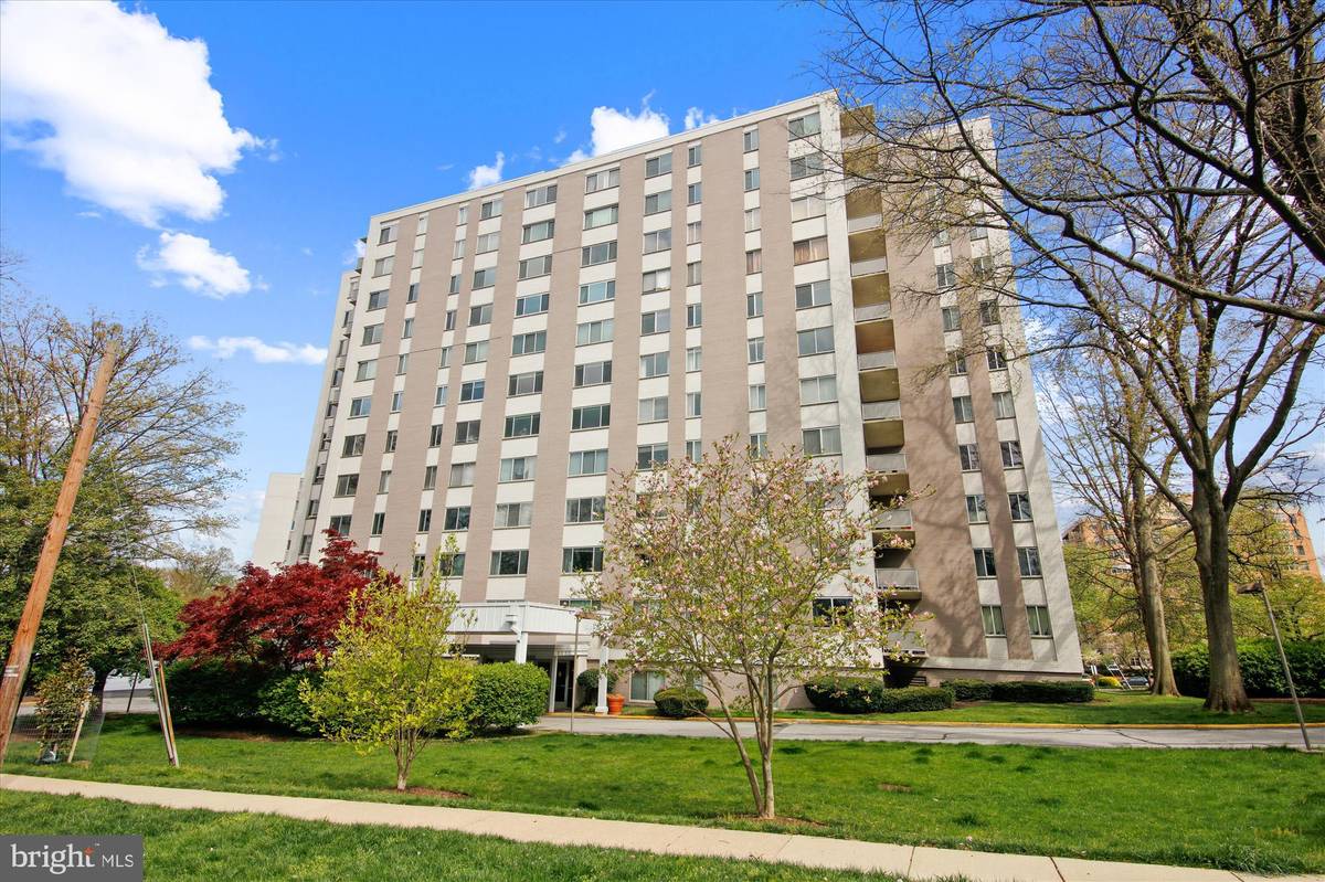 Bethesda, MD 20814,8315 N BROOK LN #1206