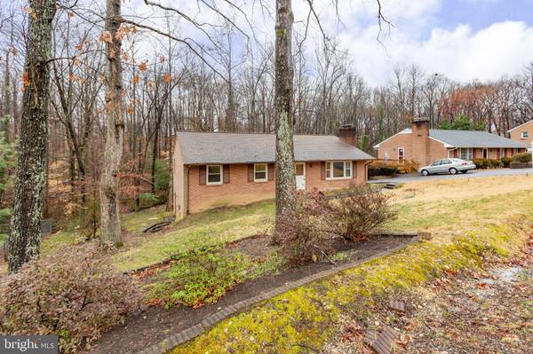 422 BUTTERNUT DR, Fredericksburg, VA 22408