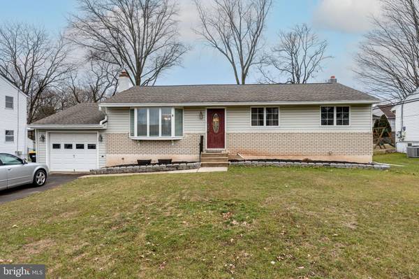 45 BUTTERNUT DR, Hatboro, PA 19040