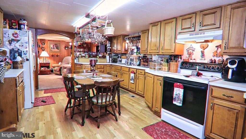 Howard, PA 16841,152 NURSERY RD