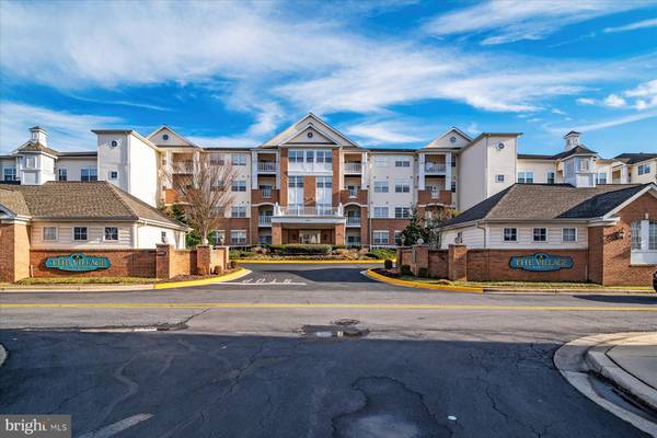 2607 CHAPEL LAKE DR #302, Gambrills, MD 21054