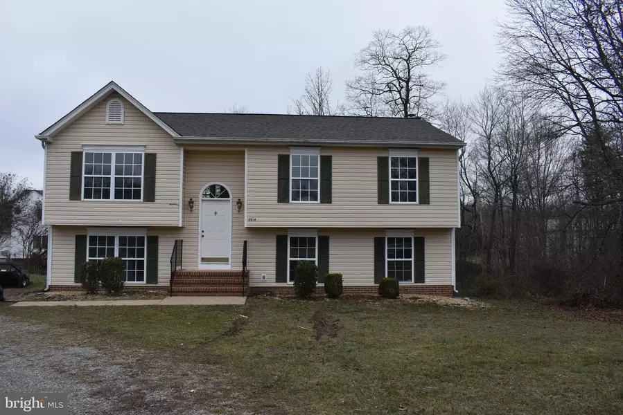 8614 OAK GLEN CT, Fredericksburg, VA 22407