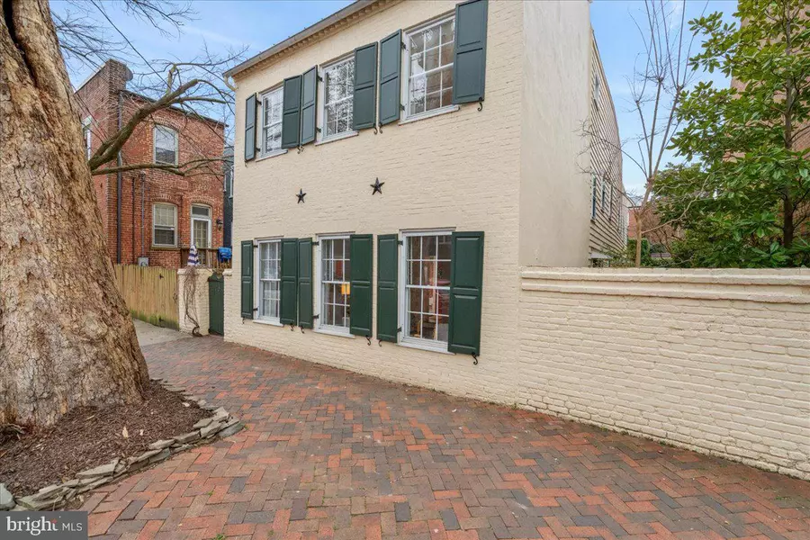 304 N PITT ST, Alexandria, VA 22314