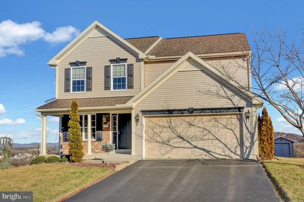 24 CRESTVIEW DR, Sinking Spring, PA 19608