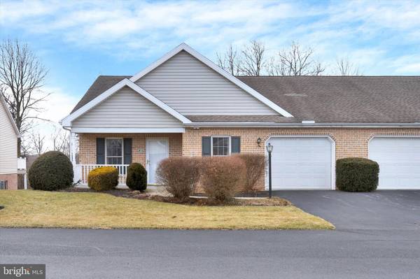 19 CREEK BANK DR, Mechanicsburg, PA 17050