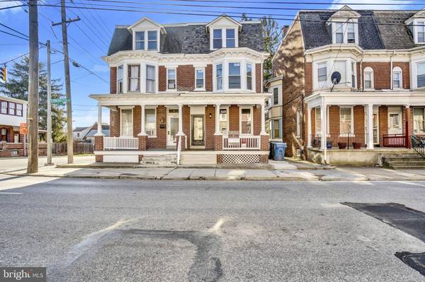 532 E PHILADELPHIA ST, York, PA 17403