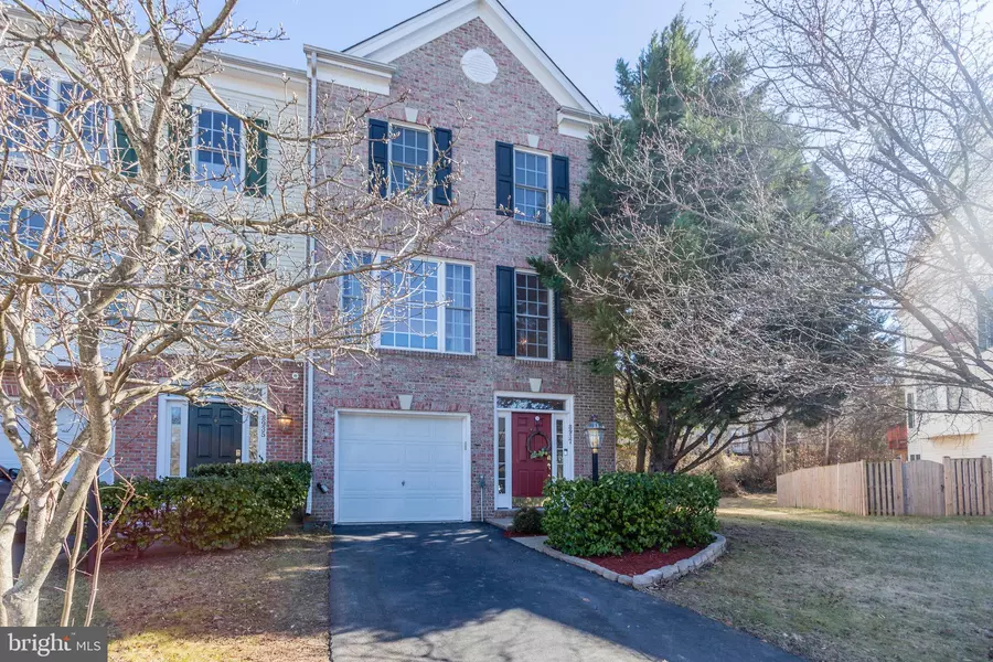 8937 BENCHMARK LN, Bristow, VA 20136