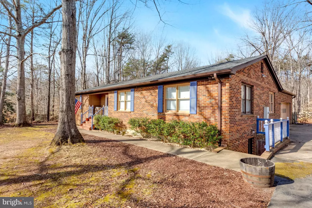 Fredericksburg, VA 22407,9511 FLINT HILL CT